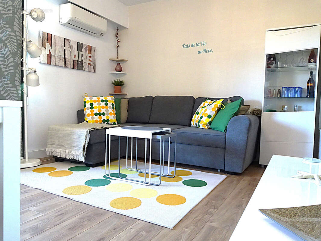 Appartement à HYERES