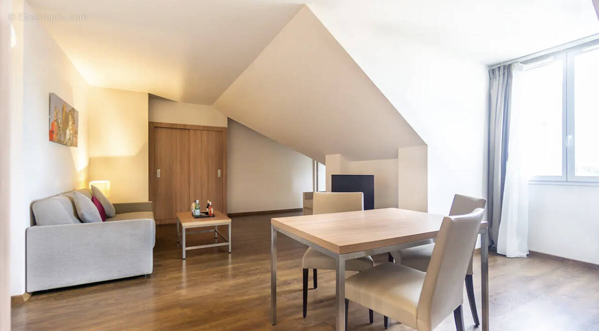 Appartement à ROISSY-EN-FRANCE