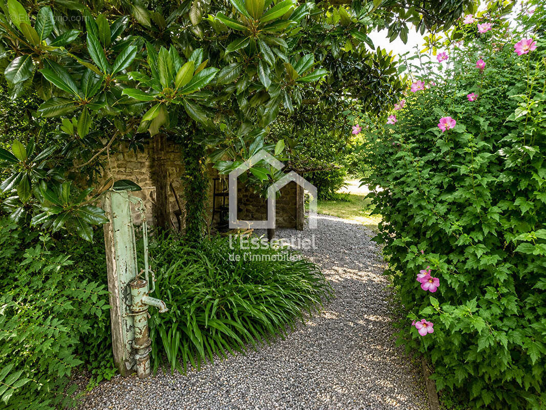 Maison à LES MUREAUX