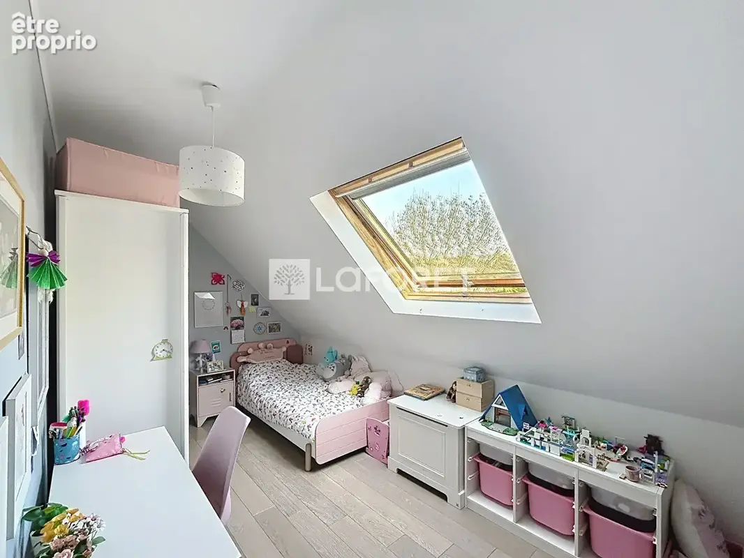 Maison familiale climatisée, avec sous-sol - Orgeval - 7 pièces - photo 16