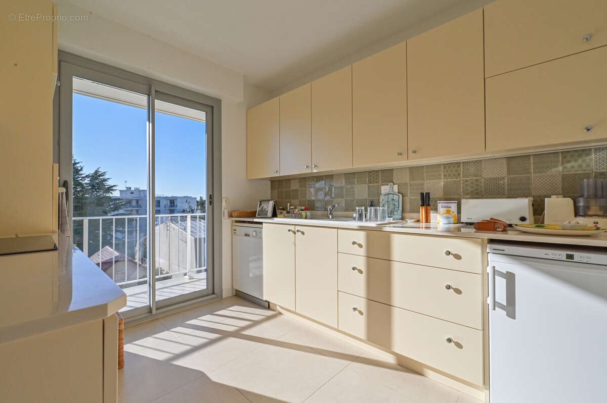 Appartement à SAINT-MAUR-DES-FOSSES