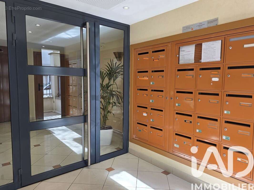 Photo 9 - Appartement à VILLIERS-SUR-MARNE