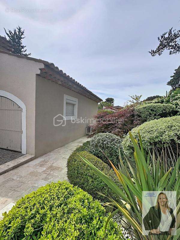 Maison à MOUGINS