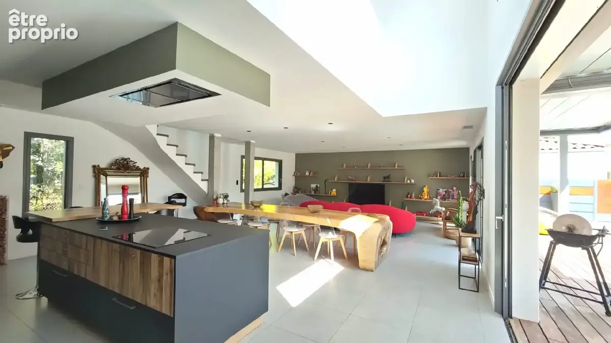 Maison contemporaine au coeur de Portet-sur-Garonne. - photo 3