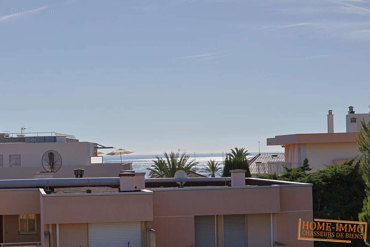 Appartement à VALLAURIS