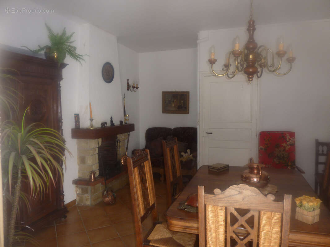 Maison à ARQUES