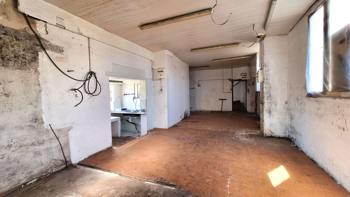 Maison à CHATENAY-SUR-SEINE