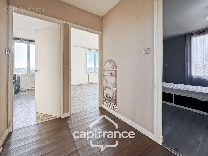 Maison à OUROUX-SUR-SAONE