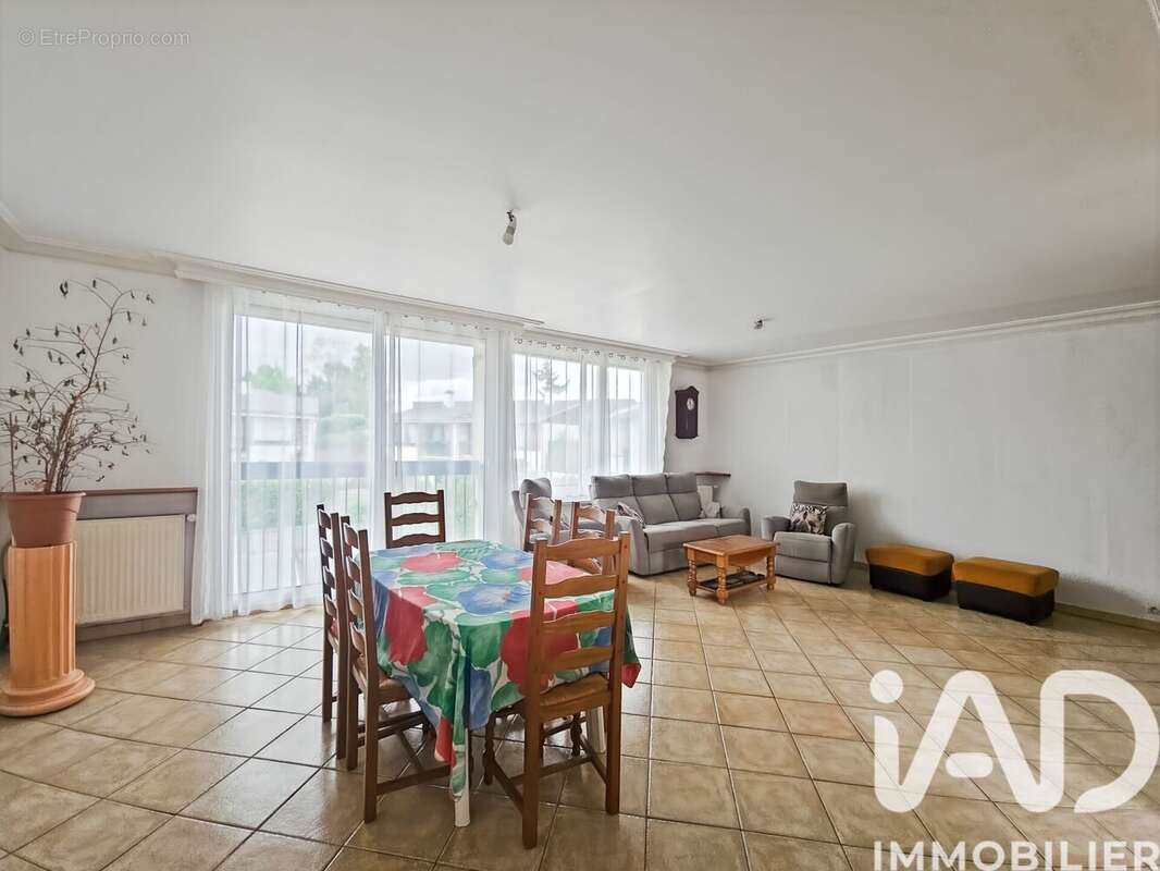 Photo 8 - Maison à BRIE-COMTE-ROBERT
