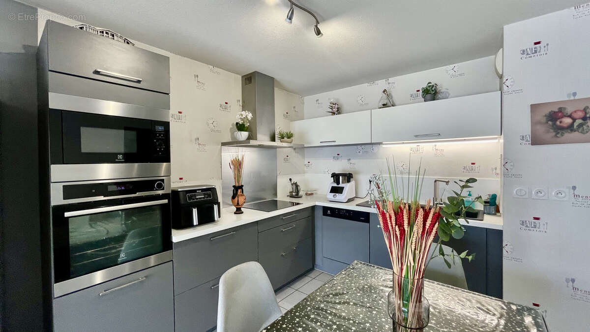 Appartement à BRON