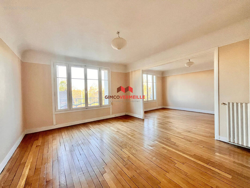 Appartement à NANTERRE