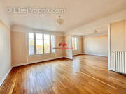 Appartement à NANTERRE