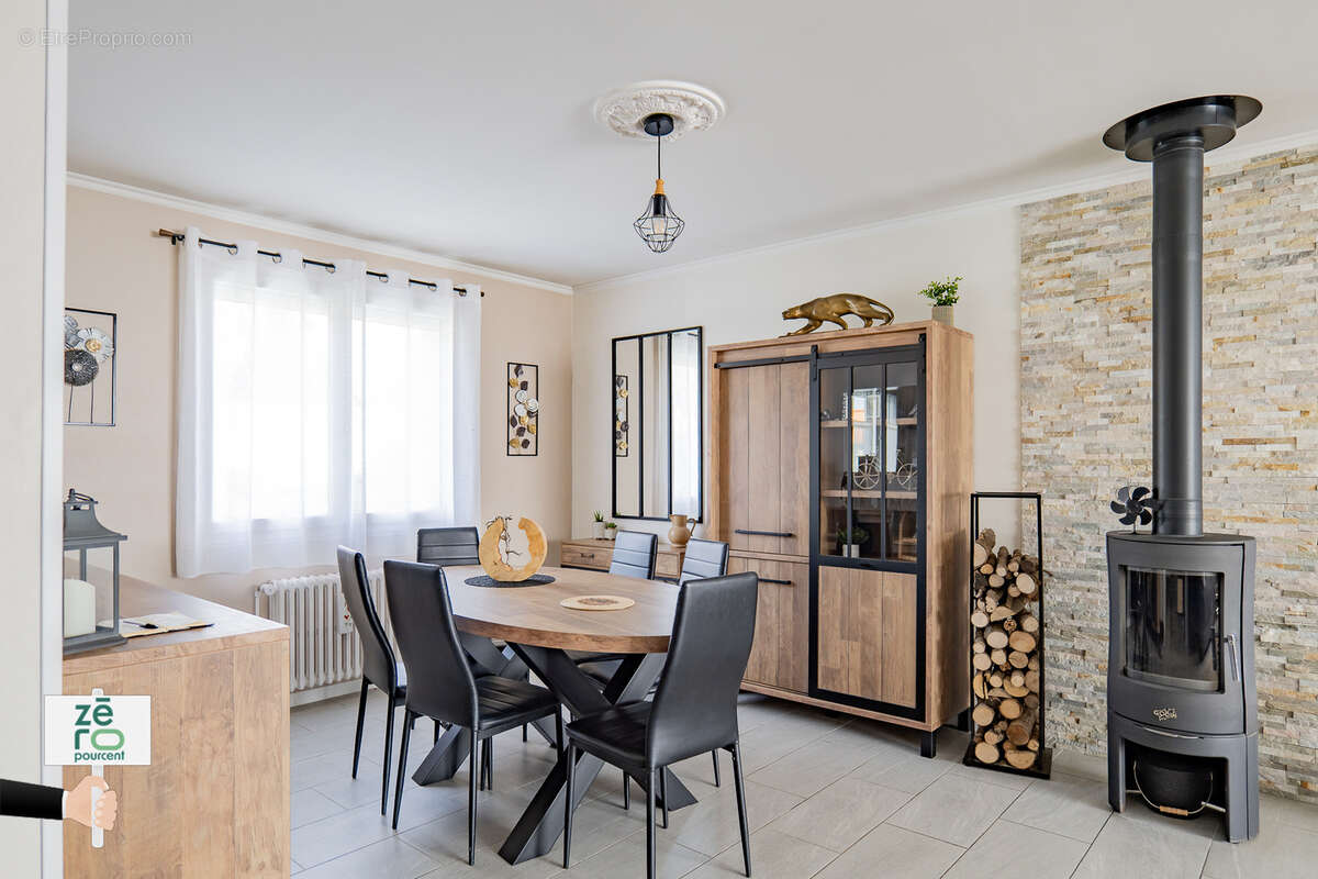 Maison à FONTENAY-LE-COMTE