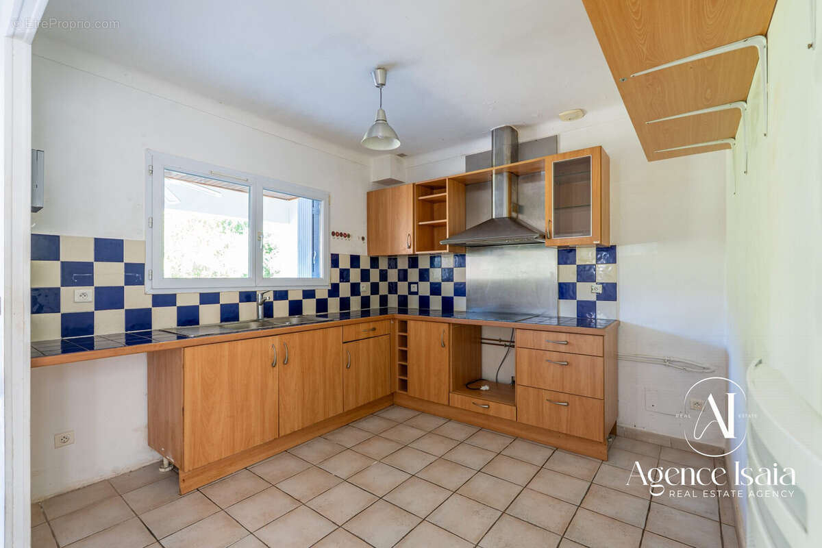 Maison 90 m² à Cavalaire-Sur-Mer  - photo 4