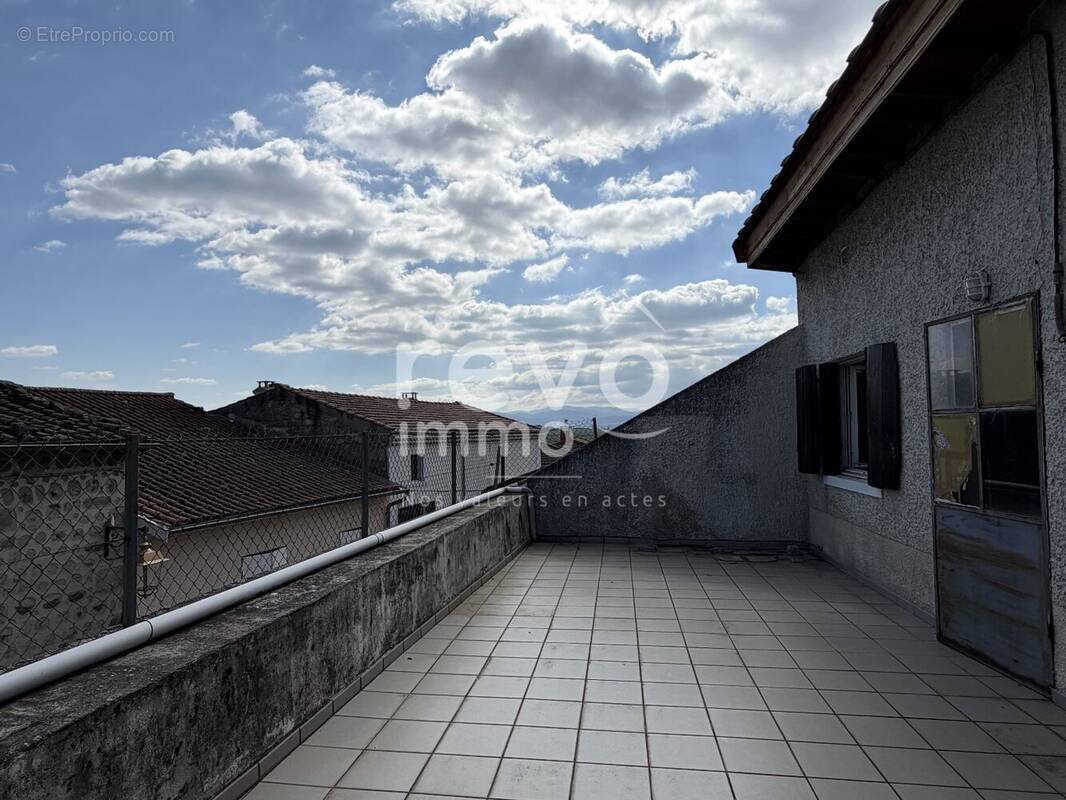 Appartement à CHASSAGNY