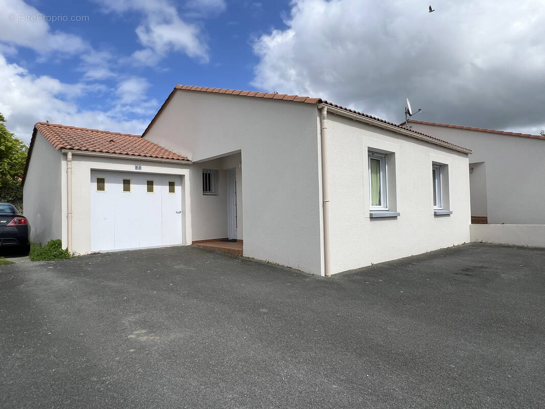 Maison à LA FERRIERE