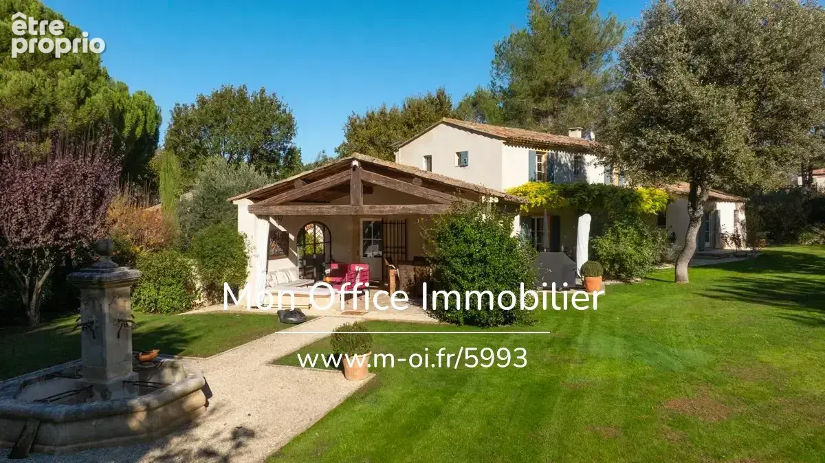 Référence : 5993-VCL - Superbe propriété avec piscine - Parc paysager - Pays d'Aix en Provence - photo 28