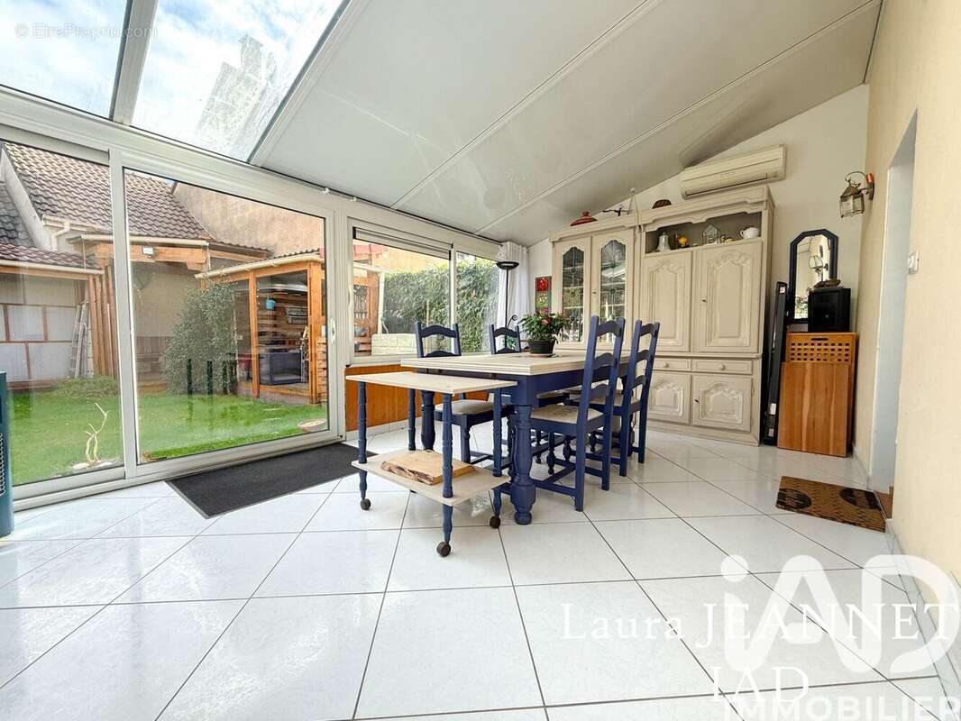 Photo 2 - Maison à VAUREAL