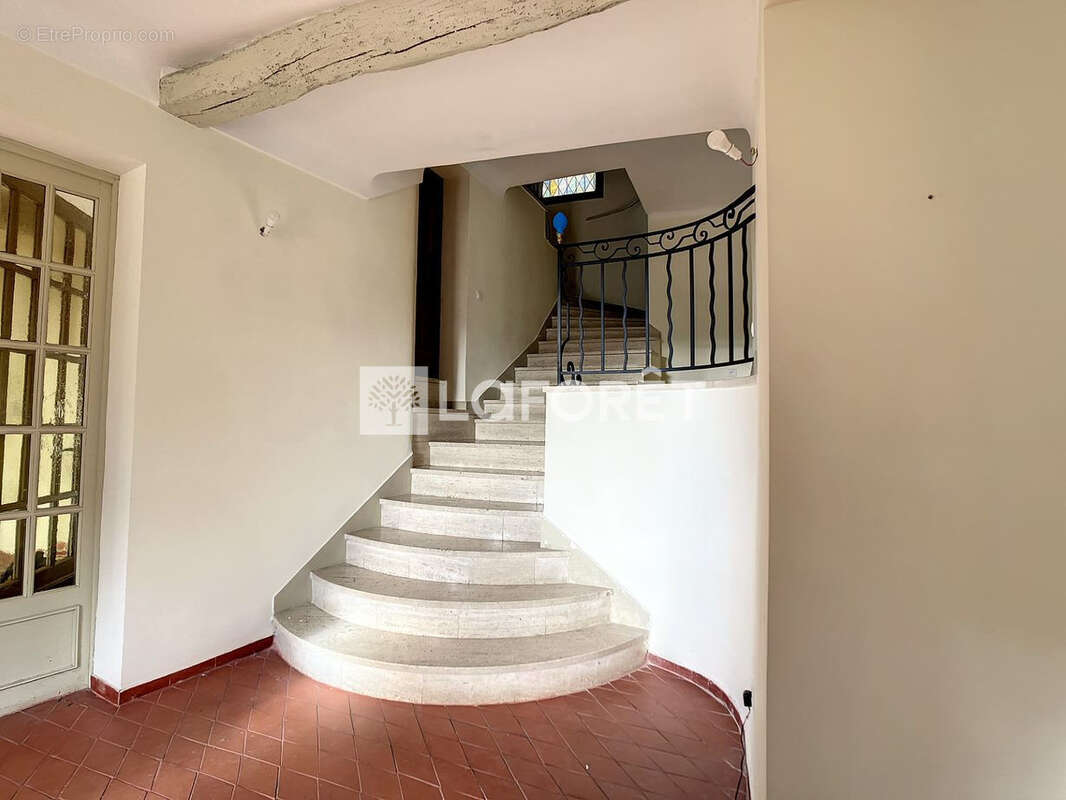 Maison à ROQUEVAIRE