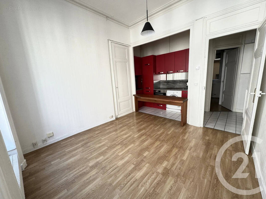 Appartement à LYON-1E