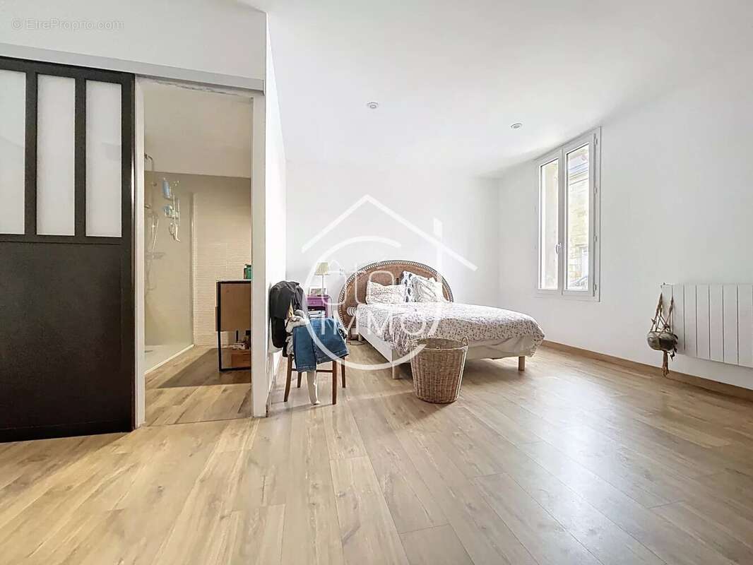 Maison à SAINT-MAGNE-DE-CASTILLON