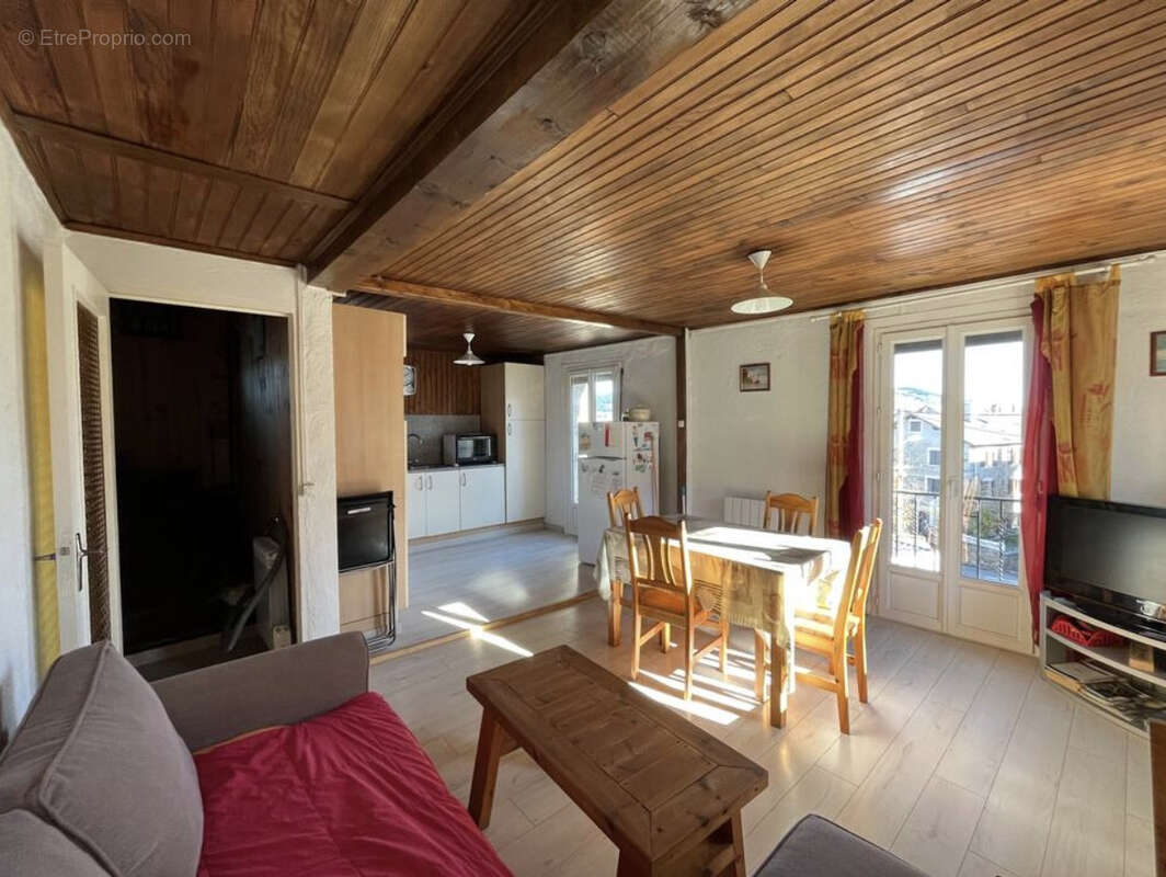 Appartement à SAINT-PIERRE-DELS-FORCATS