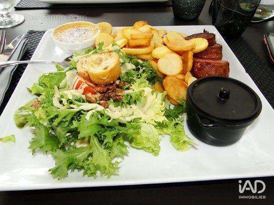 Photo 3 - Commerce à PERNES-LES-FONTAINES