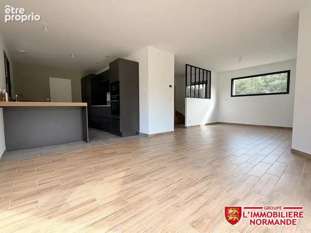 Maison recente - 4 chambres - 1975 m² de terrain - photo 4