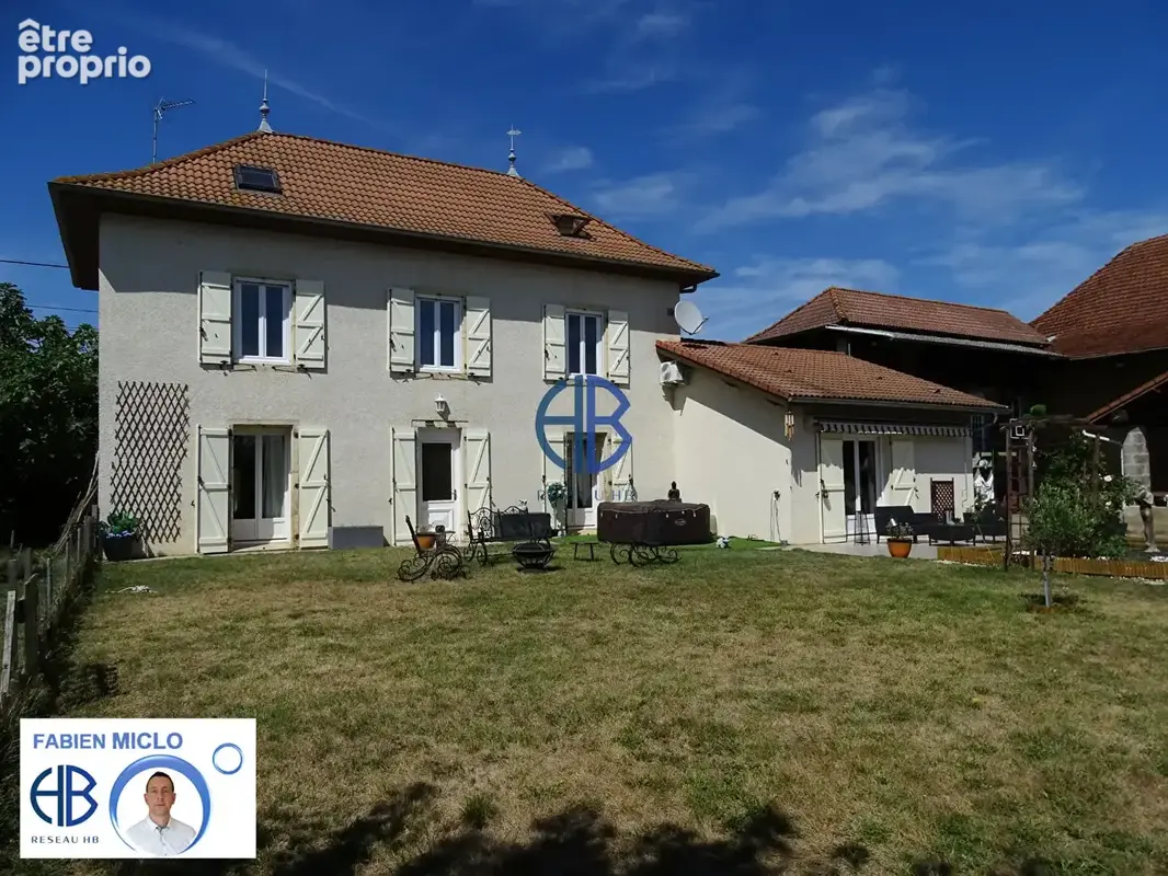 Photo Maison à La Cote-Saint-Andre au prix de 402 000€