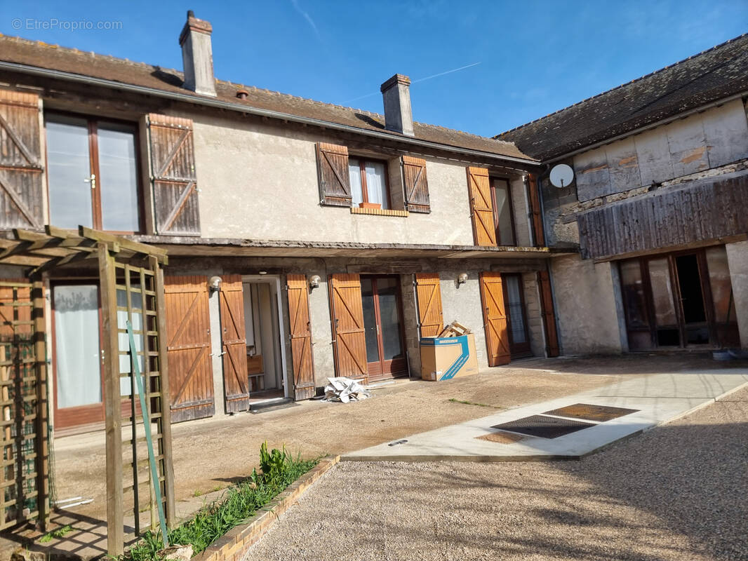 Maison à GALLARDON