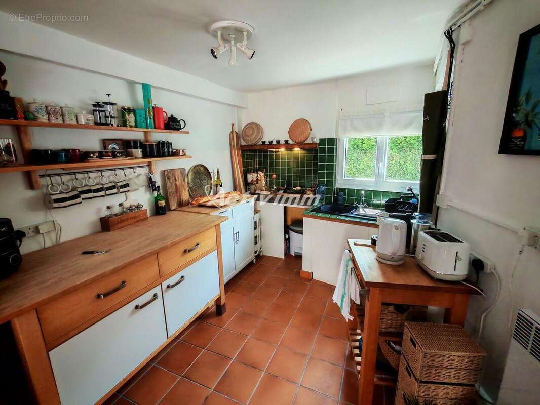 4302 19 - Maison à NEUVILLE-SOUS-MONTREUIL