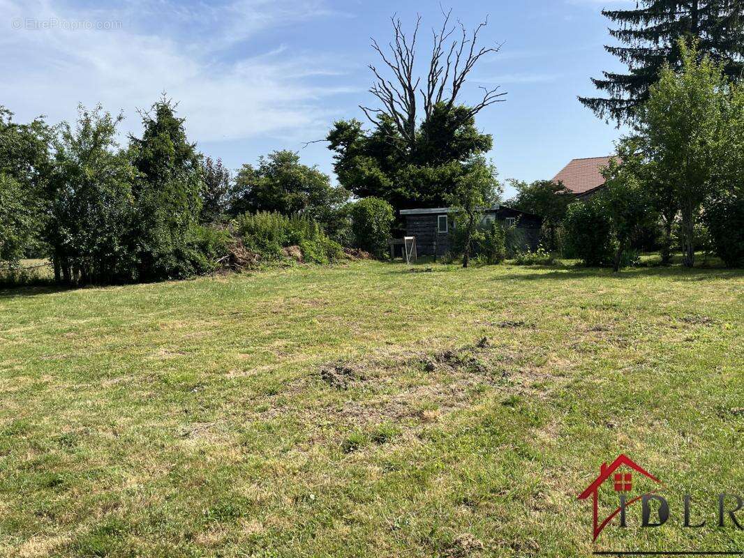 Maison à NEUVELLE-LES-VOISEY