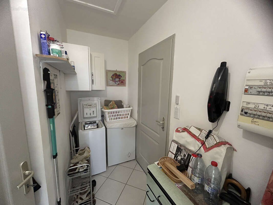 Maison à SAINT-QUENTIN-LA-POTERIE