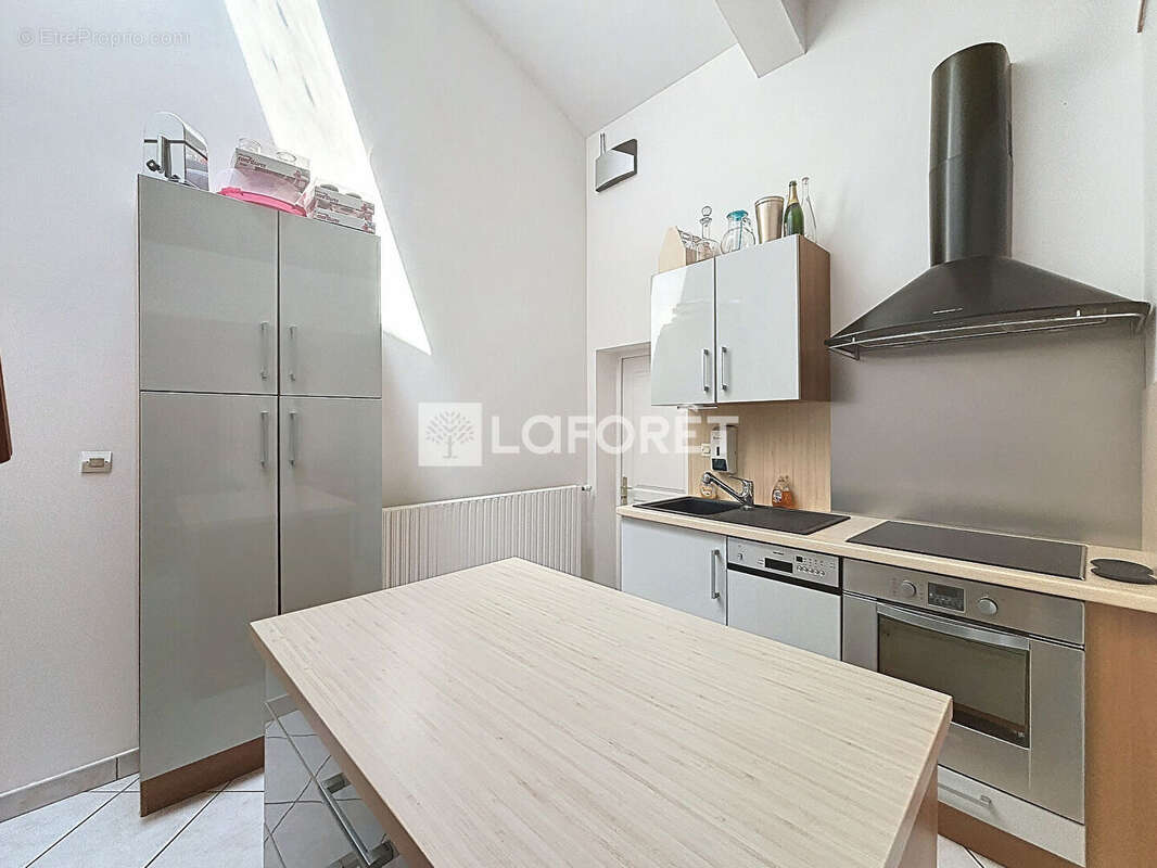 Appartement à COURTISOLS
