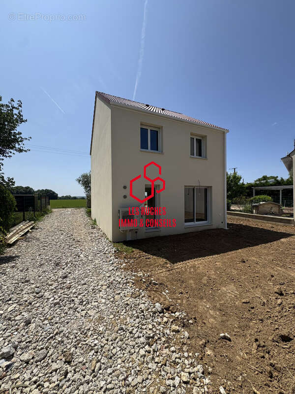 Maison à QUINCY-VOISINS