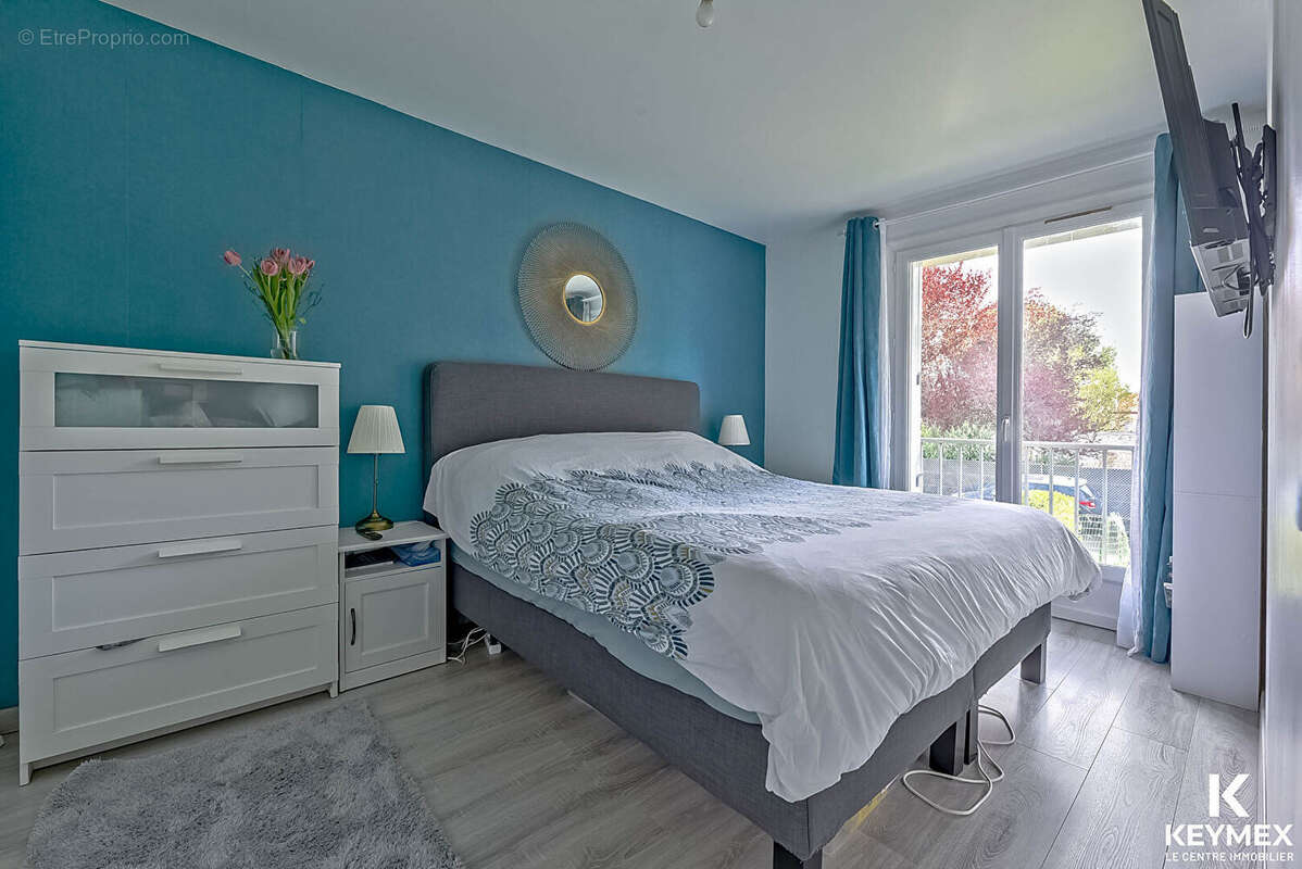 Appartement à CHAMPAGNE-SUR-OISE