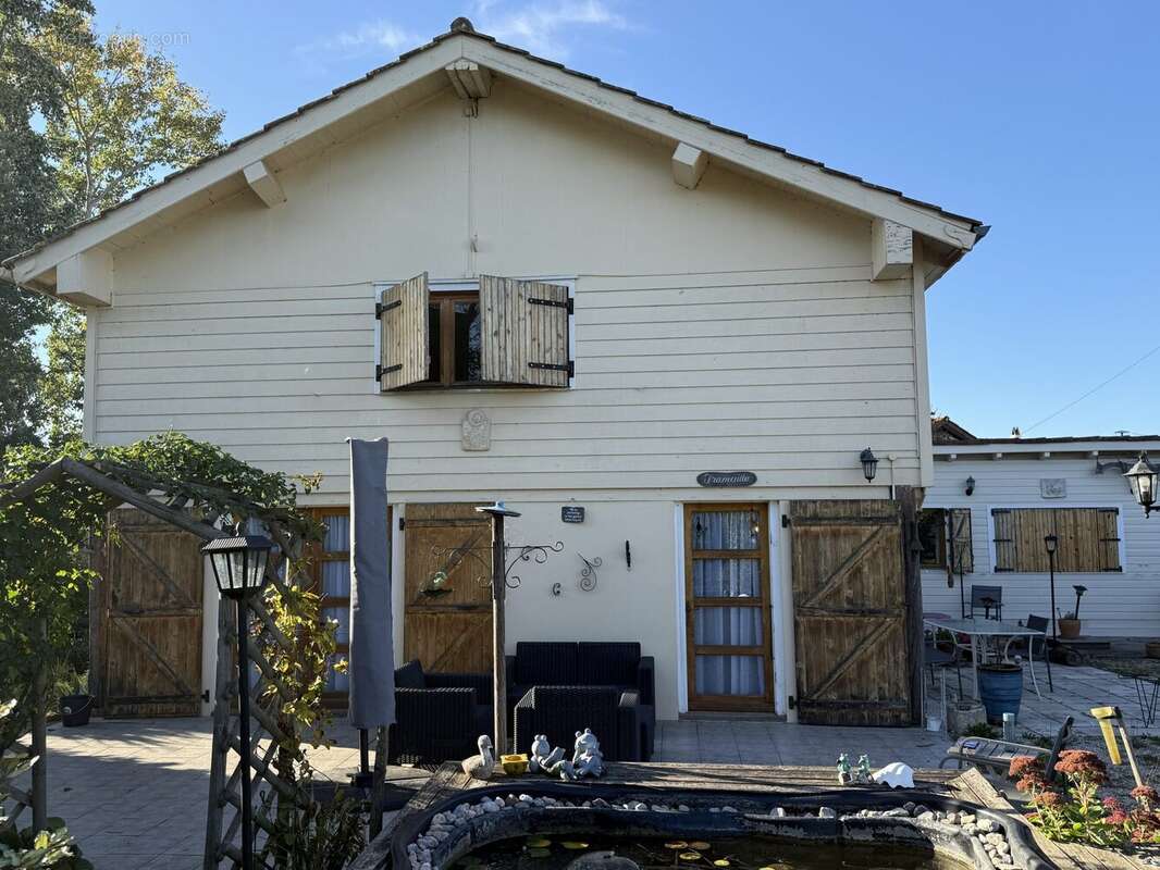 Maison à ESCLASSAN-LABASTIDE
