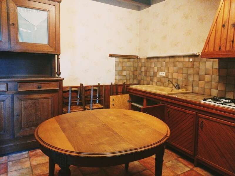 Maison à SAINT-PRIEST-BRAMEFANT