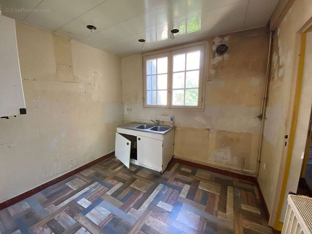 Maison à SAVIGNY-SUR-ORGE