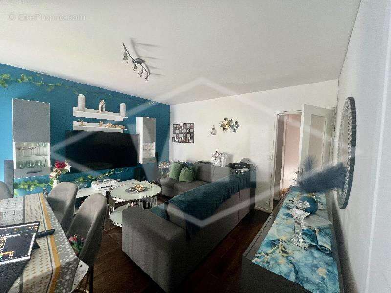 Appartement à EPINAY-SOUS-SENART
