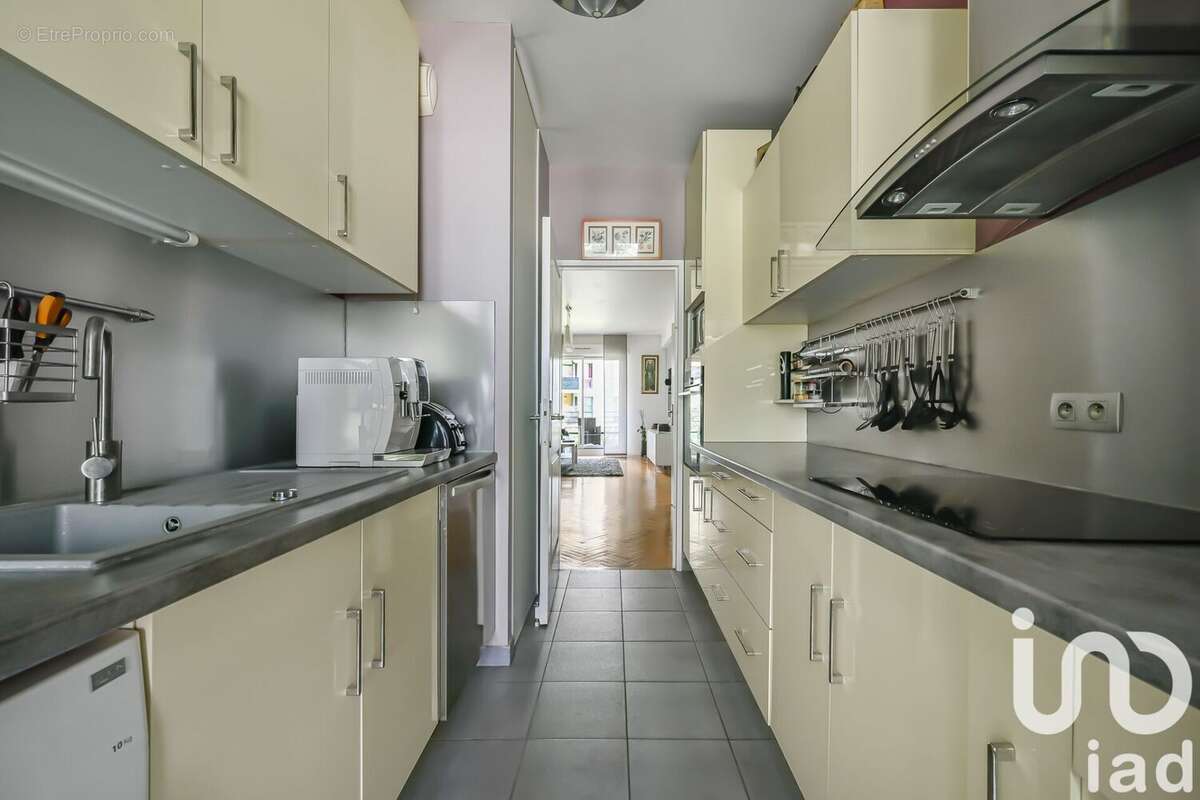 Photo 6 - Appartement à ASNIERES-SUR-SEINE