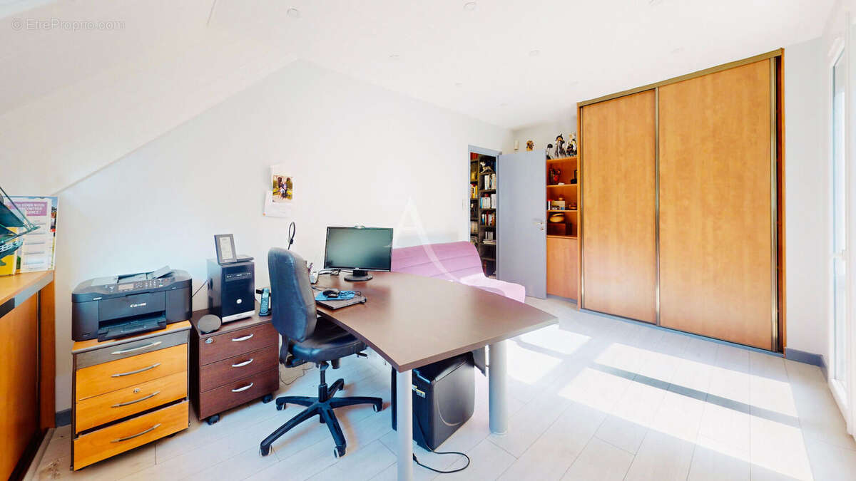 Maison à LAGNY-SUR-MARNE