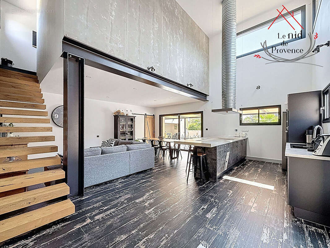 Maison à BEDARRIDES