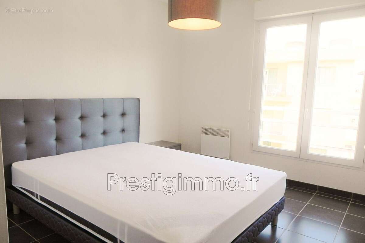 Appartement à MANDELIEU-LA-NAPOULE