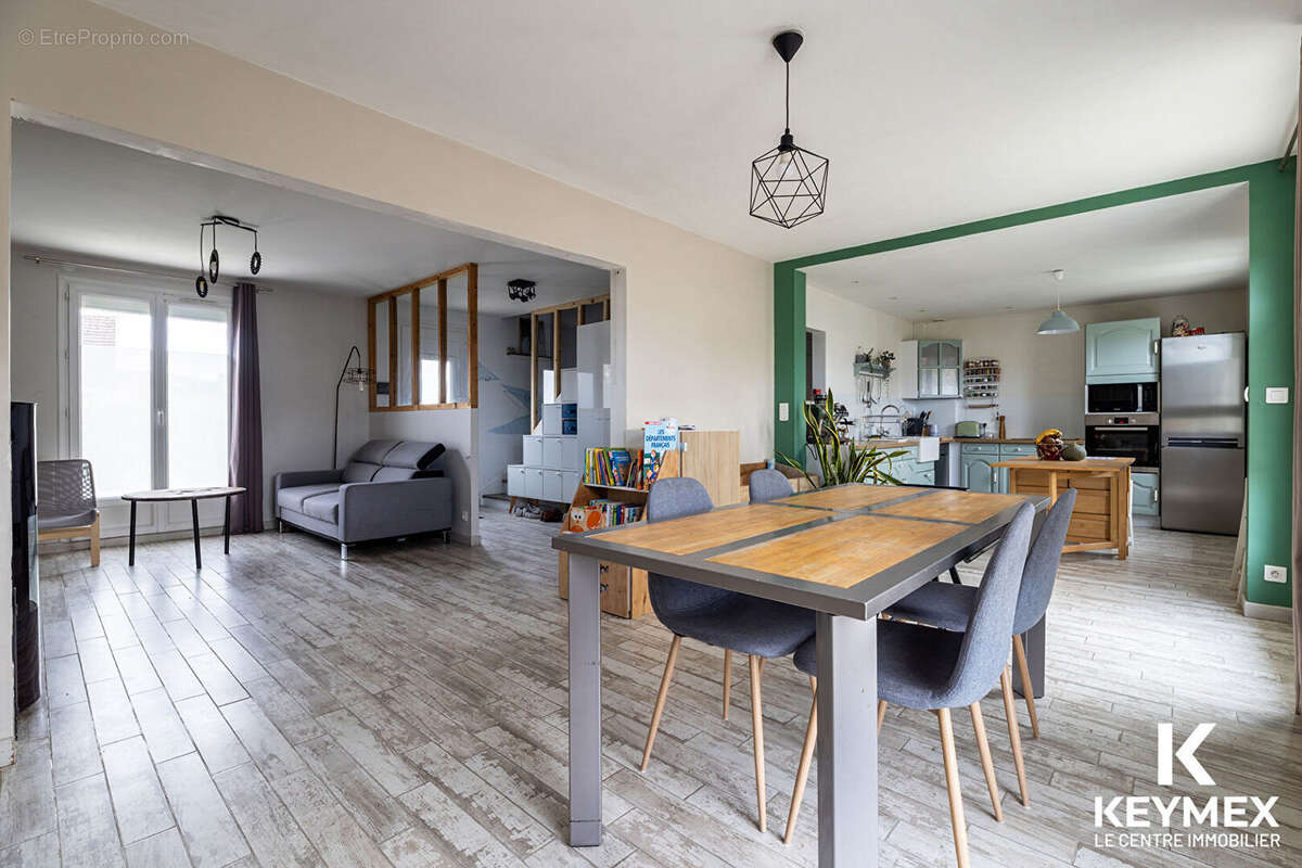 Maison à NEUILLY-EN-THELLE