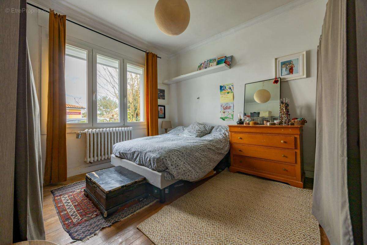 Maison à SAINT-SEBASTIEN-SUR-LOIRE