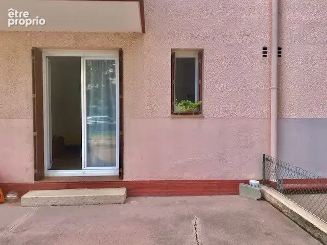 Studio avec terrasse et garage - photo 10