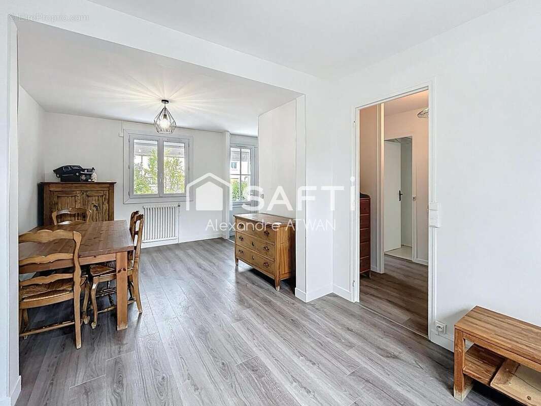 Photo 2 - Maison à ACHERES