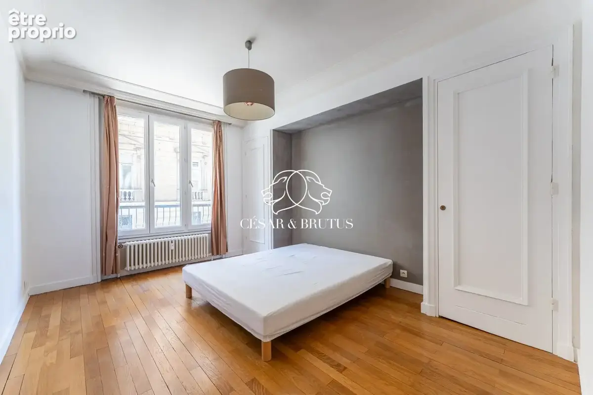 Appartement 5 pièces 110 m² à vendre à Lyon-6e (69006) - photo 8