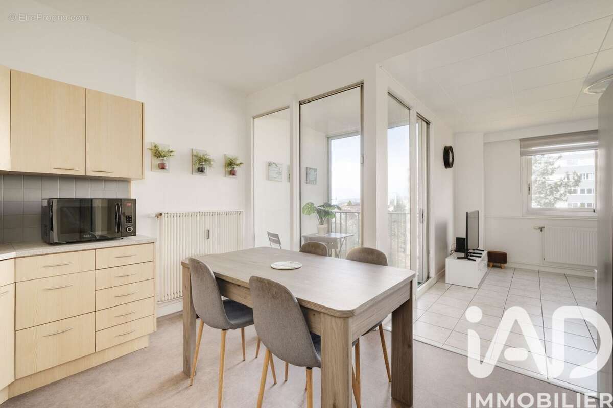 Photo 6 - Appartement à VANDOEUVRE-LES-NANCY